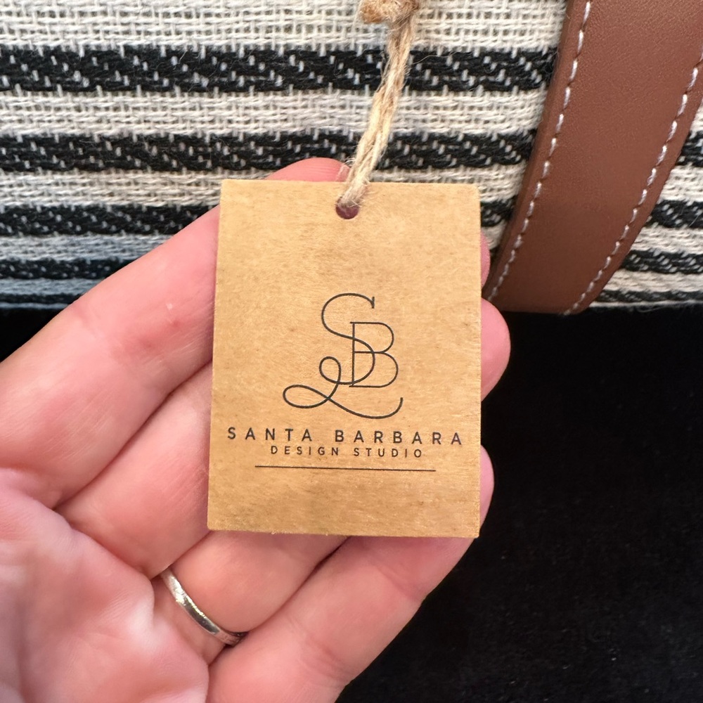 Santa Barbara Striped picnic blanket NWT - Picture 7 of 8